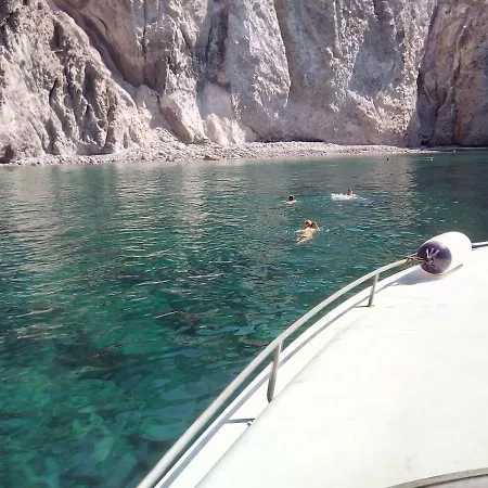 Meltemi2 * Nea Cryssi Akti