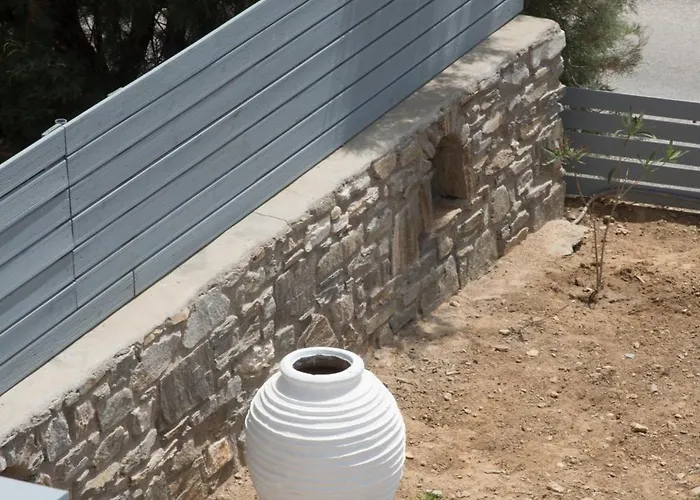 Meltemi2 * Nea Cryssi Akti