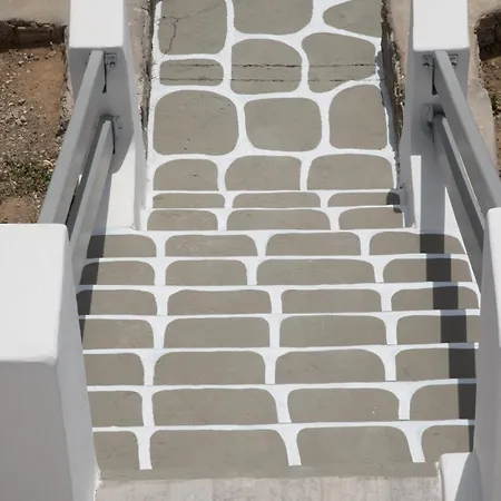 Meltemi2 Nea Cryssi Akti