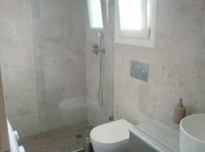 Meltemi2 * Nea Cryssi Akti